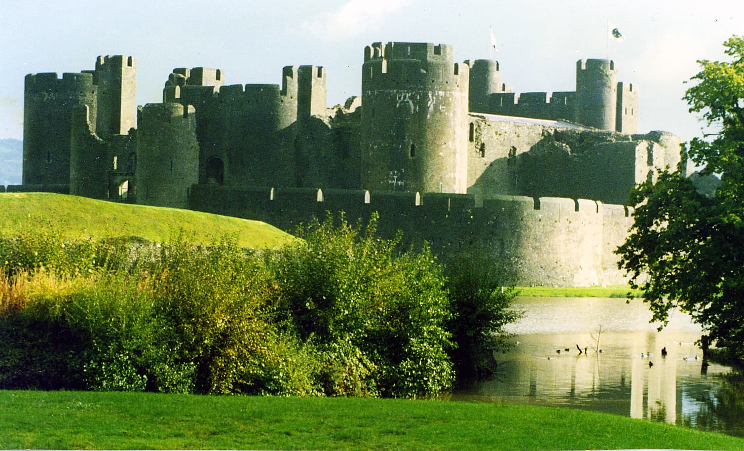 St Cattwg, Caerphilly