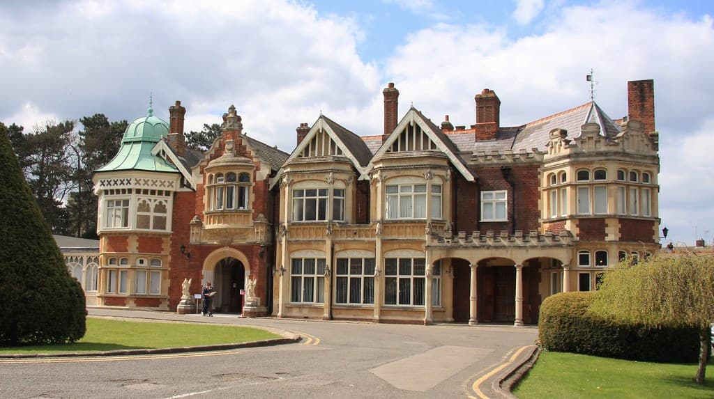 Amersham & Chesham Bois, Buckinghamshire