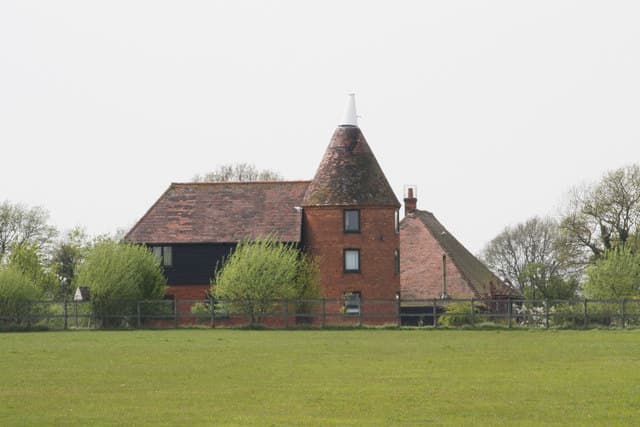 Woodchurch, Ashford