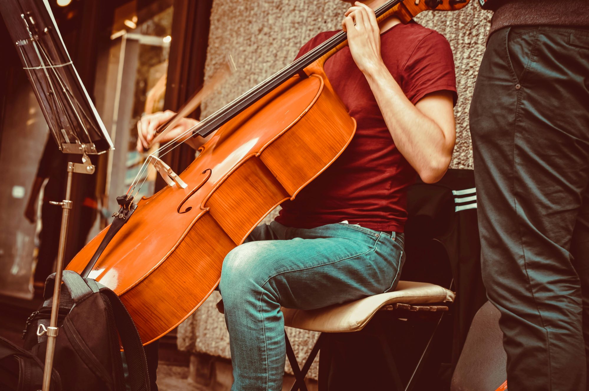 Cello Lessons | Music Lessons US | MuseCoolMuseCool